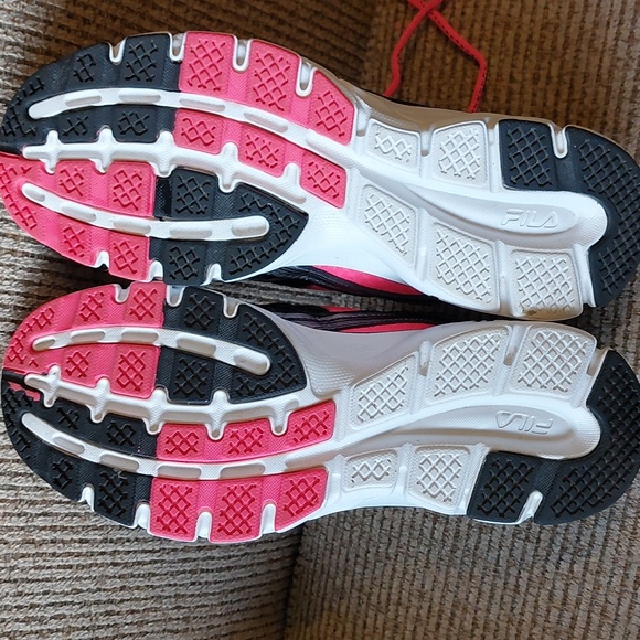 Fila Sneakers - Picture 8 of 8